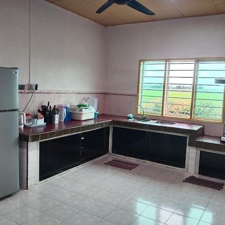Casa Villa Homestay Sekinchan Exterior foto